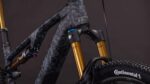 AMS Hybrid ONE44 C:68X SLT 400X E-Mountainbike Fully matrixblack´n´white (2026) – Bild 9