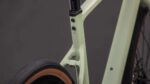 Nuroad Pro Gravelbike pea´n´grey (2026) – Bild 3