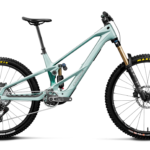 WILD LT M-TEAM RS MULLET E-Mountainbike Fully Smooth Silver-Escape Green C. View (2027)