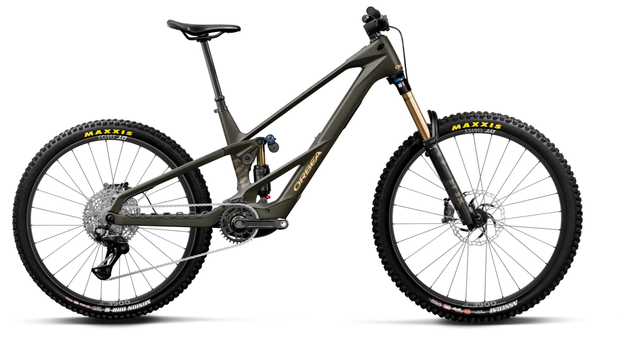 wild-lt-m10-mullet-e-mountainbike-fully-magic-gold-c-view-matt-titan-gold-gloss-1-scaled-1.jpg WILD LT M10 MULLET E-Mountainbike Fully Magic Gold C. View (Matt) - Titan Gold (Gloss) (2027) – Bild 1